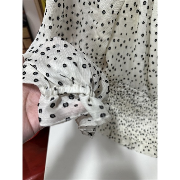 Anthropologie Blouse Women's Sz M Cream Black Swiss Dot Smocked Off the Shoulder - Picture 4 of 7